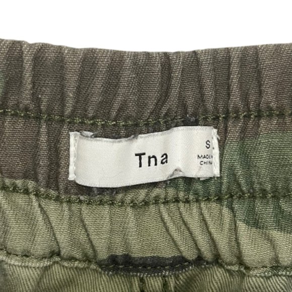 TNA Alix High Waisted Elastic Cuff Camo Print Ankle Jogger Pants Green Small EUC - Picture 9 of 11